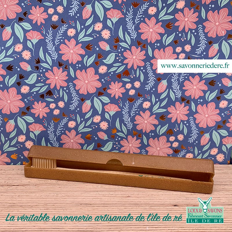 Boite brosse a dent biodégradable bois liquide - Savonnerie artisanale de l'ile de ré