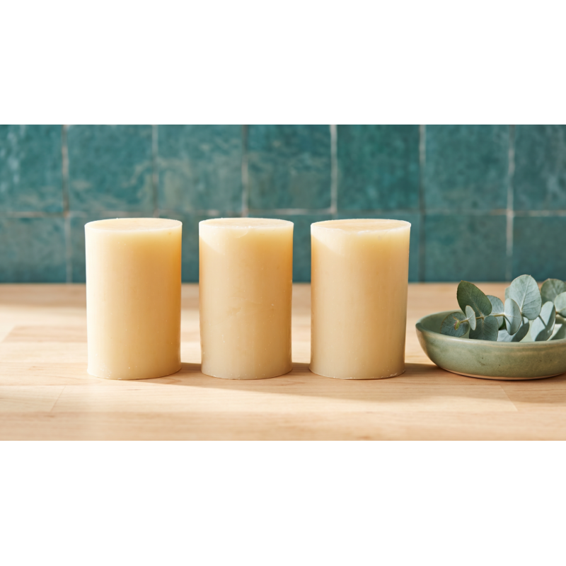 lot de 3 savons au lait de chèvre forme buchette 100g sur planche bois