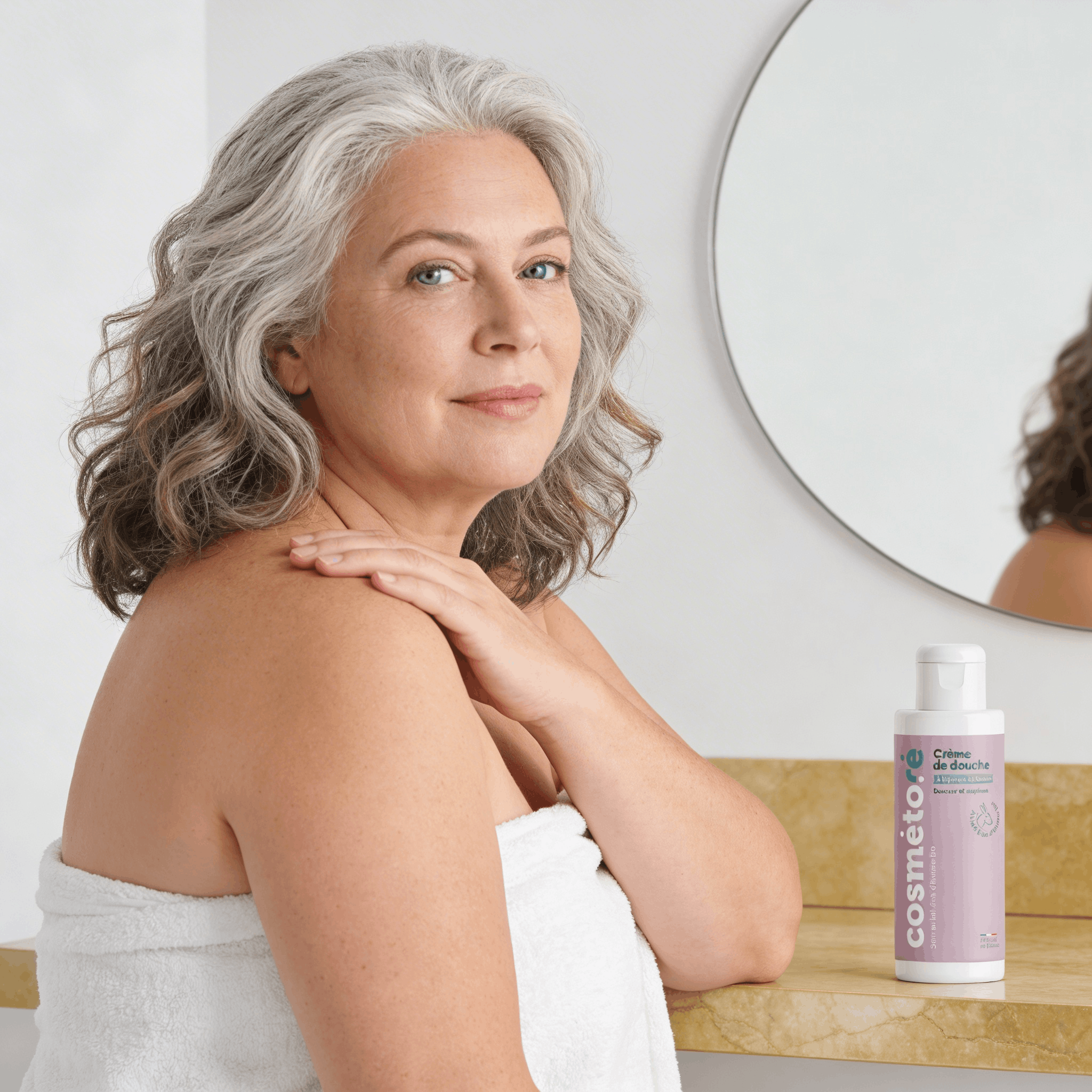 Femme à peau sensible après sa douche au lait d'ânesse